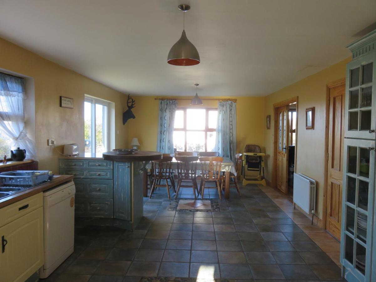 Bunkhouse - Letterfrack Farm Villa Buitenkant foto
